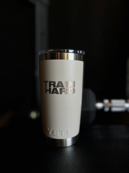 TRAIN HARD YETI Rambler® 20 oz