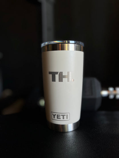 TRAIN HARD YETI Rambler® 20 oz