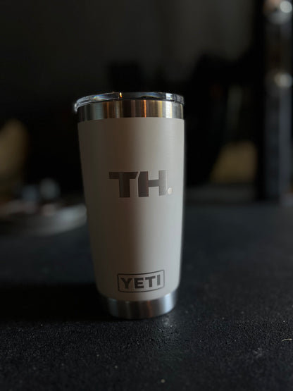 TRAIN HARD YETI Rambler® 20 oz
