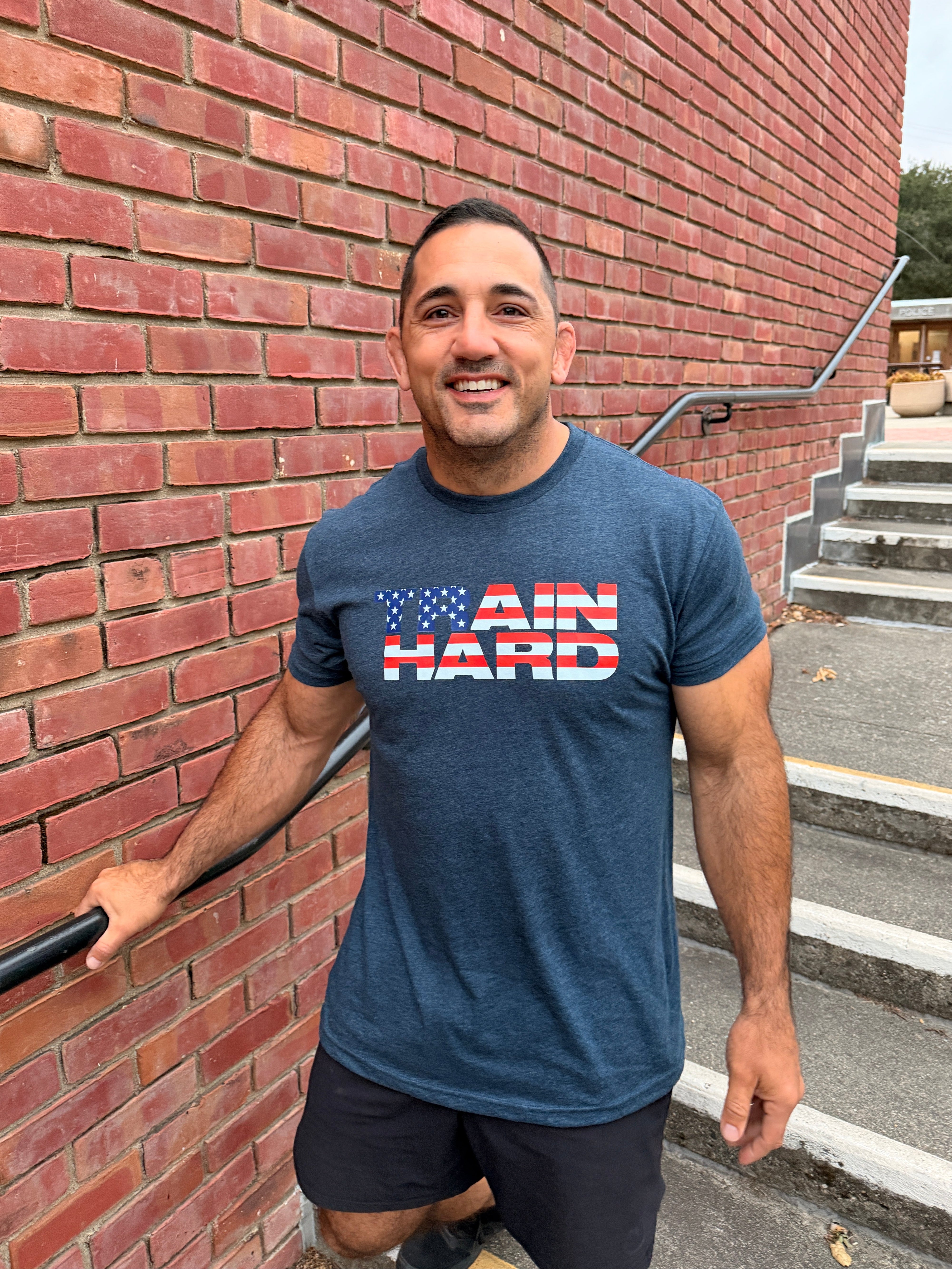 TRAIN HARD / AMERICA THROWBACK