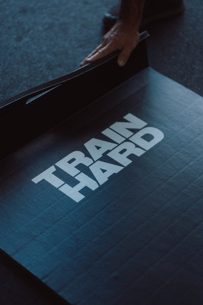 TRAIN HARD Workout Mat