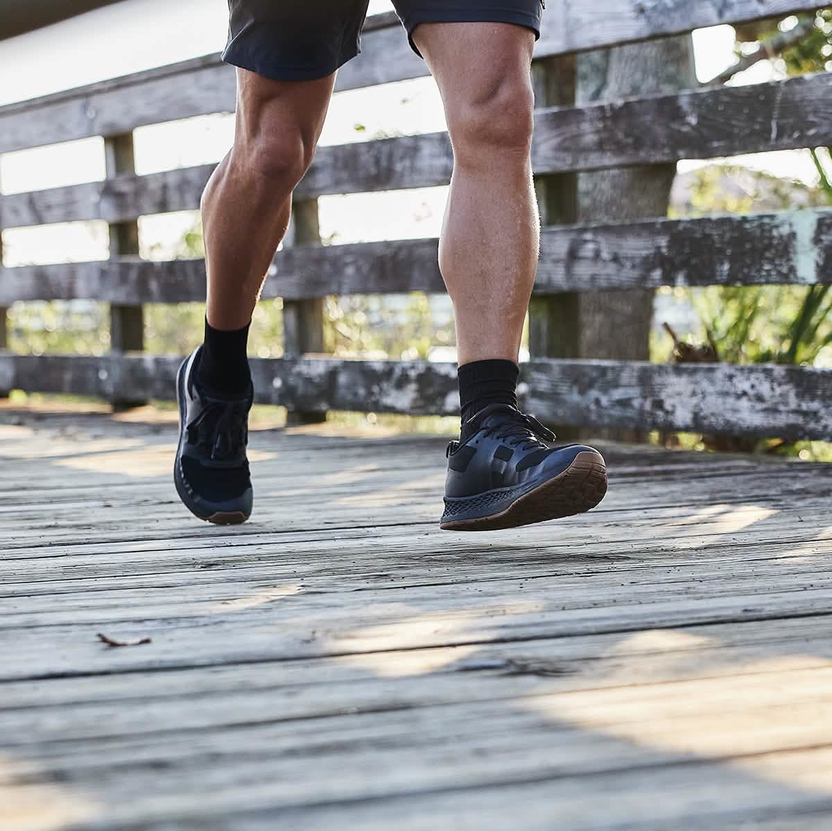 Men's Rough Runner - Black + Gum